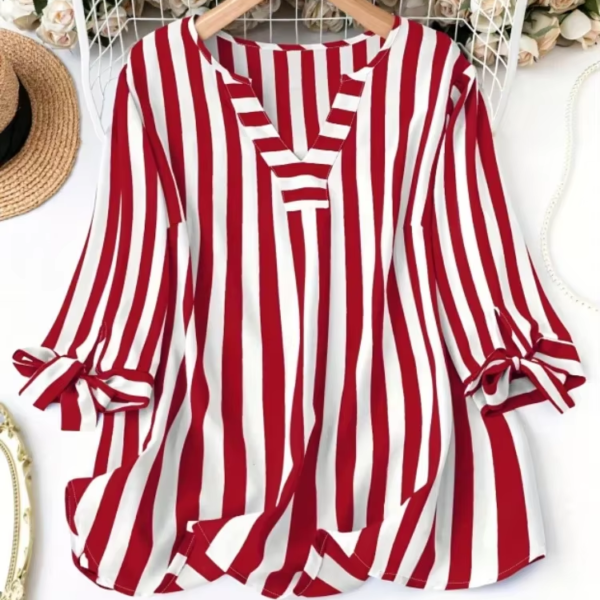 Plus Size Woman Fashion | Spring Plaid T shirt | V neck Jumper | Light Breathable Tops | European and American Style Beach Travel Clothe