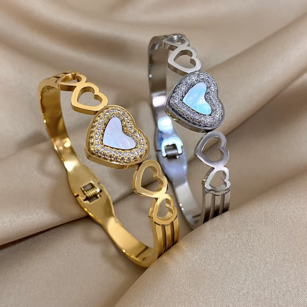 Sd52e4d6ed0d34b33abd86c4c1ddbc484J 600x600